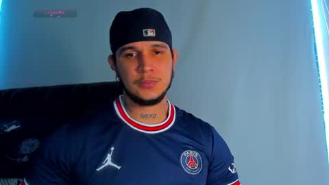 Snapshot of austin_curry chatting on August 5, 10:12 pm A online show from August 5, 10:12 pm
