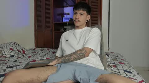 Snapshot of austin_falcon chatting on September 13, 8:08 pm Austin online show from September 13, 8:08 pm