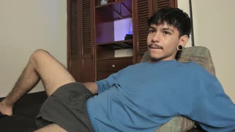 Snapshot of austin_falcon chatting on September 26, 1:26 pm Austin online show from September 26, 1:26 pm