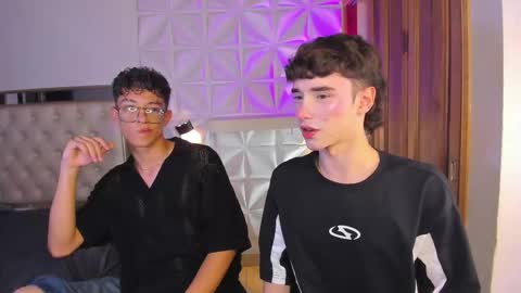 austin_rouse online show from February 11, 8:47 pm