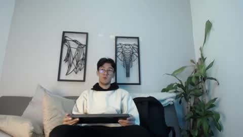 austinreeds online show from October 27, 11:58 am