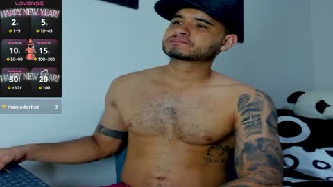 Snapshot of austintorres_ chatting on January 31, 2:37 am AustinTorres online show from January 31, 2:37 am