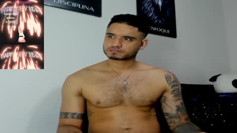 Snapshot of austintorres_ chatting on February 8, 2:58 am AustinTorres online show from February 8, 2:58 am