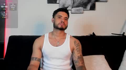 Snapshot of austintorres_ chatting on September 20, 9:05 pm AustinTorres online show from September 20, 9:05 pm