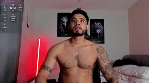 Snapshot of austintorres_ chatting on September 30, 2:38 am AustinTorres online show from September 30, 2:38 am