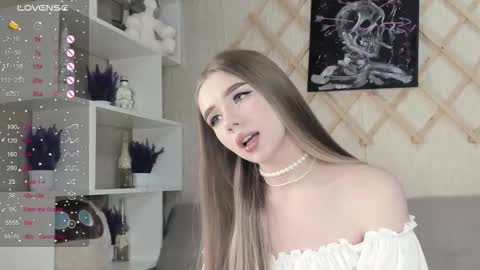 Snapshot of auto_baby chatting on December 2, 12:32 pm Dasha online show from December 2, 12:32 pm