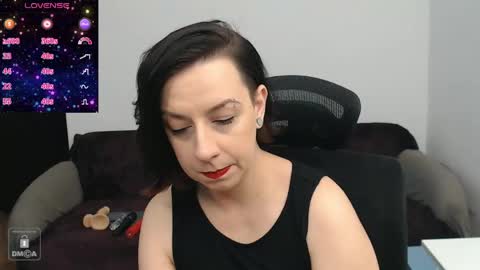 Snapshot of autumnopal chatting on May 19, 9:32 pm AutumnOpal online show from May 19, 9:32 pm