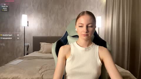 Annie online show from November 29, 4:10 pm