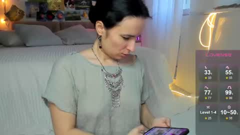 Snapshot of ava_athena chatting on June 20, 5:21 am Ava online show from June 20, 5:21 am