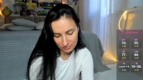 Snapshot of ava_athena chatting on July 18, 5:44 am Ava online show from July 18, 5:44 am