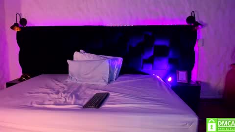 Snapshot of ava_bonny chatting on June 18, 4:13 am ava_bonny online show from June 18, 4:13 am