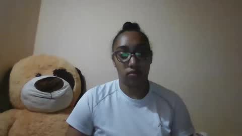 Snapshot of ava_f0xy chatting on December 3, 10:29 pm Ava Jordana online show from December 3, 10:29 pm