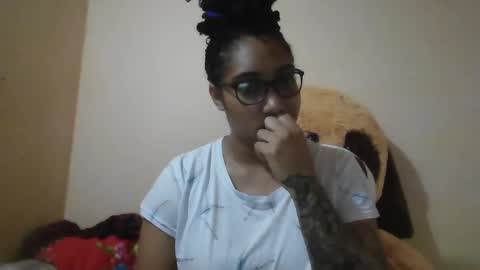 Snapshot of ava_f0xy chatting on December 27, 6:53 pm Ava Jordana online show from December 27, 6:53 pm