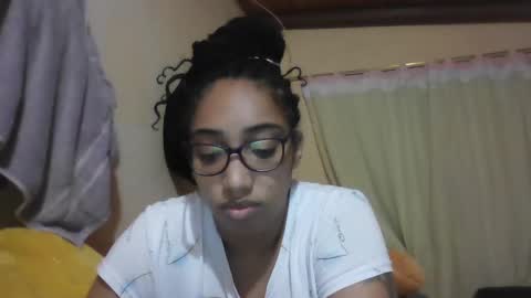 Snapshot of ava_f0xy chatting on January 3, 12:33 am Ava Jordana online show from January 3, 12:33 am