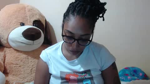 Snapshot of ava_f0xy chatting on February 22, 2:50 am Ava Jordana online show from February 22, 2:50 am