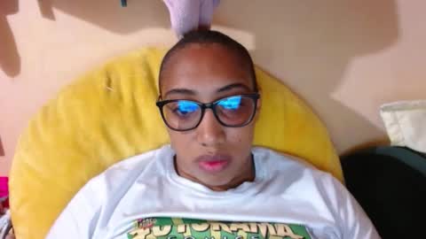 Snapshot of ava_f0xy chatting on March 15, 1:33 am Ava Jordana online show from March 15, 1:33 am