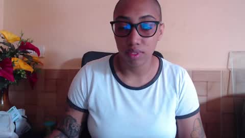 Snapshot of ava_f0xy chatting on May 11, 4:48 pm Ava Jordana online show from May 11, 4:48 pm