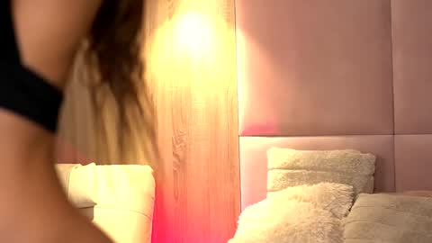 Snapshot of ava_heath chatting on January 21, 1:50 am Ava online show from January 21, 1:50 am