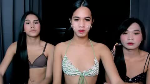 Snapshot of ava_riches444 chatting on June 17, 7:00 am ava_riches444 online show from June 17, 7:00 am