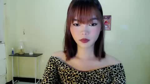 Snapshot of ava_slut24 chatting on July 2, 1:50 pm Vye online show from July 2, 1:50 pm