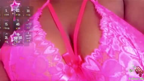EVA  online show from June 19, 2:32 pm