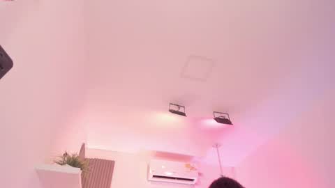 Avalon online show from February 18, 8:05 pm