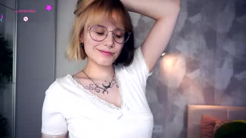 avaobierne online show from February 10, 6:12 pm