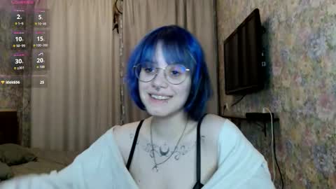 avaobierne online show from March 10, 6:35 pm