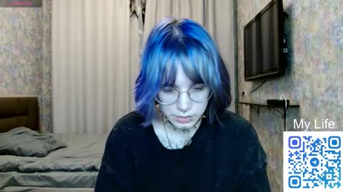 avaobierne online show from March 14, 6:46 pm