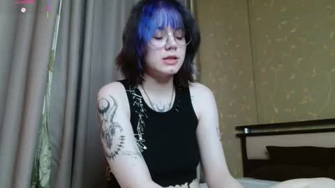 avaobierne online show from July 14, 11:05 am