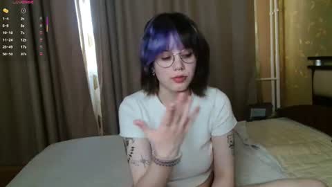 avaobierne online show from July 18, 7:12 am