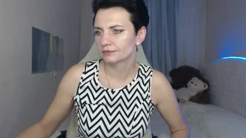 avasaturnian online show from November 22, 2:16 pm