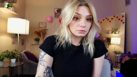 avasun online show from February 18, 10:39 pm