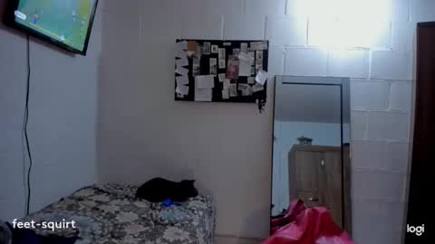 Snapshot of ave_fenix69 chatting on May 21, 2:51 am Valery -- online show from May 21, 2:51 am