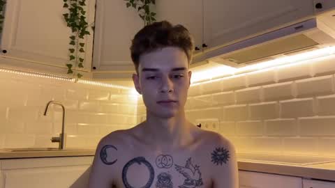 Snapshot of avegothy chatting on January 3, 11:44 pm gothy 3 online show from January 3, 11:44 pm