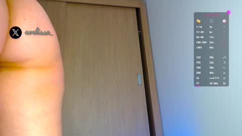 Snapshot of avelisse_ chatting on July 30, 7:35 pm Avelisse online show from July 30, 7:35 pm