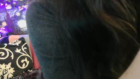 raven blue online show from November 20, 5:51 am