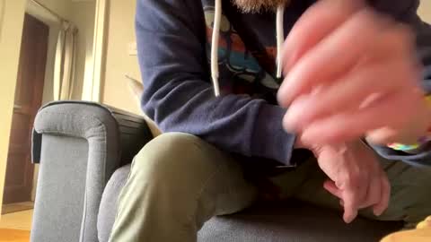 averagebar online show from November 1, 3:03 pm