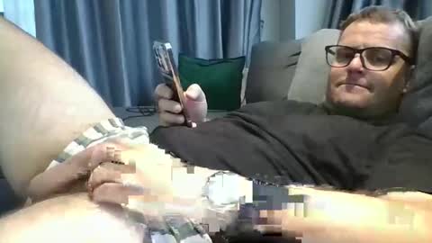 averagejoe2025 online show from April 17, 12:57 am