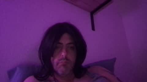 Snapshot of averyjo51724 chatting on May 22, 8:53 am averyjo51724 online show from May 22, 8:53 am