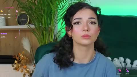 AveryWillow online show from November 10, 6:12 am