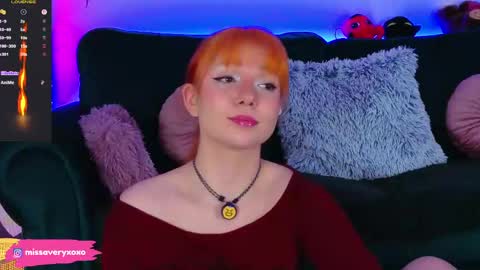 AveryWillow online show from May 2, 11:32 pm