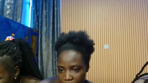 Avian online show from November 29, 3:31 am