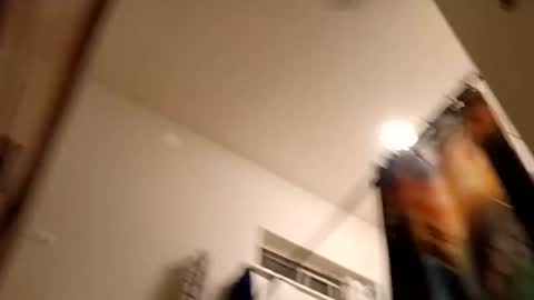 Snapshot of avocadobananasmoothie chatting on March 22, 5:33 am ask me online show from March 22, 5:33 am