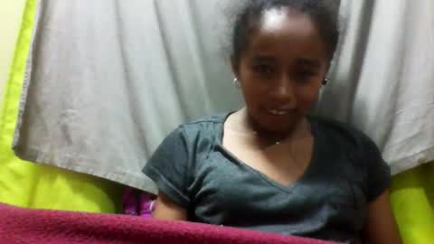 Snapshot of avontsoaldy chatting on May 15, 6:04 pm avontsoaldy online show from May 15, 6:04 pm