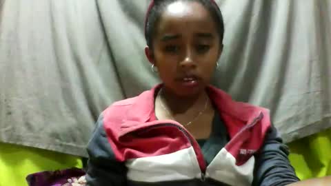 Snapshot of avontsoaldy chatting on June 4, 2:56 pm avontsoaldy online show from June 4, 2:56 pm
