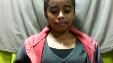 Snapshot of avontsoaldy chatting on June 5, 3:02 am avontsoaldy online show from June 5, 3:02 am