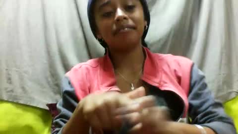 Snapshot of avontsoaldy chatting on June 10, 2:56 am avontsoaldy online show from June 10, 2:56 am