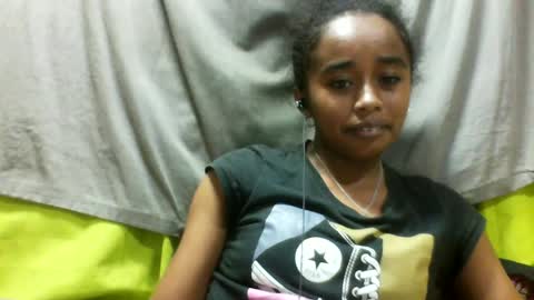 Snapshot of avontsoaldy chatting on June 16, 3:25 pm avontsoaldy online show from June 16, 3:25 pm