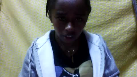 Snapshot of avontsoaldy chatting on July 1, 4:29 pm avontsoaldy online show from July 1, 4:29 pm